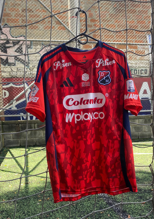 🔴🔵Camiseta DIM 2025 – ¡Vístete de historia, vibra con el Poderoso! 🏆🔥